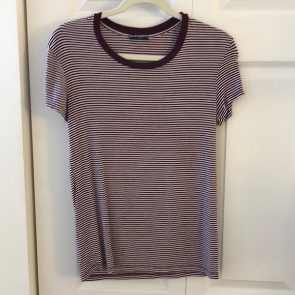 Brandy Melville Tee - Picture 1 of 2